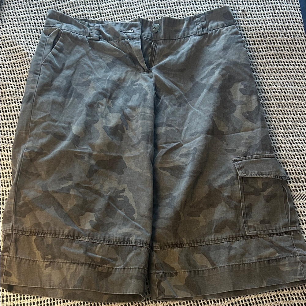 Vintage 1984 Bluenotes Size 7 Charcoal Camouflage Women's Cargo Shorts